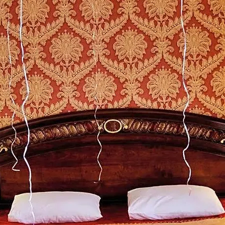 Victor & Hotel