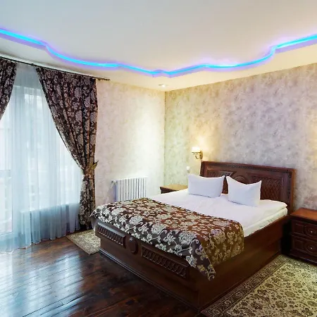 Hotel Victor & 4*