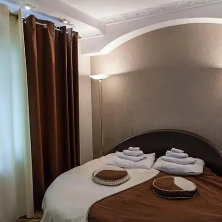 Hotel Victor & 4*