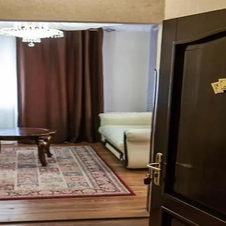 Victor & Hotel 4*